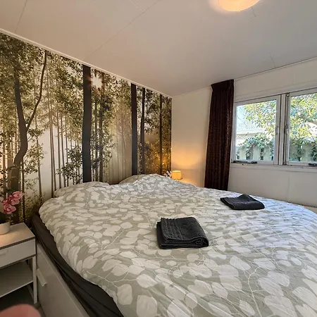 Apartmán Veluwe Retreats - With Huge Gardens And Private Saunas On Park With Swimming Pool, Cafeteria And Facilities *