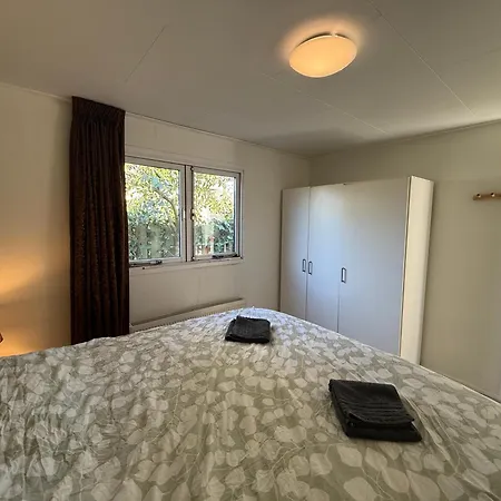 Apartmán Veluwe Retreats - With Huge Gardens And Private Saunas On Park With Swimming Pool, Cafeteria And Facilities Putten