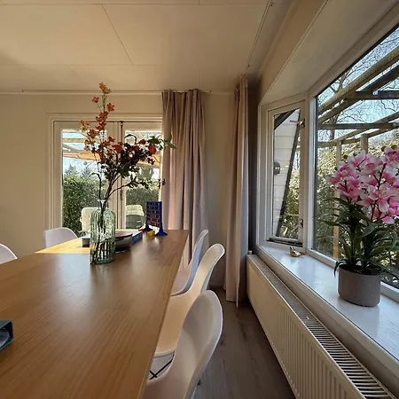 Apartmán Veluwe Retreats - With Huge Gardens And Private Saunas On Park With Swimming Pool, Cafeteria And Facilities *