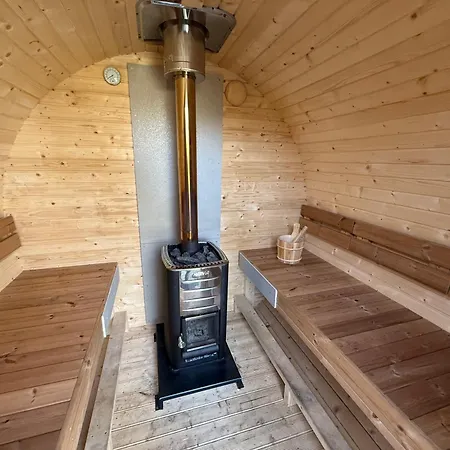 Apartmán Veluwe Retreats - With Huge Gardens And Private Saunas On Park With Swimming Pool, Cafeteria And Facilities Putten