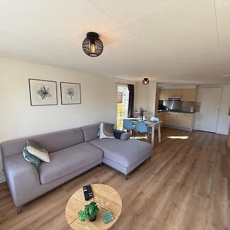 Veluwe Retreats - With Huge Gardens And Private Saunas On Park With Swimming Pool, Cafeteria And Facilities Apartmán *