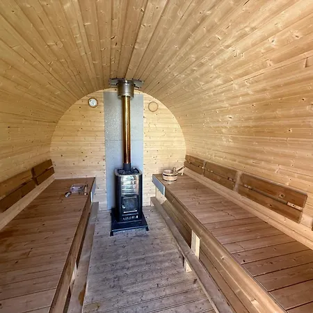 Veluwe Retreats - With Huge Gardens And Private Saunas On Park With Swimming Pool, Cafeteria And Facilities Apartmán