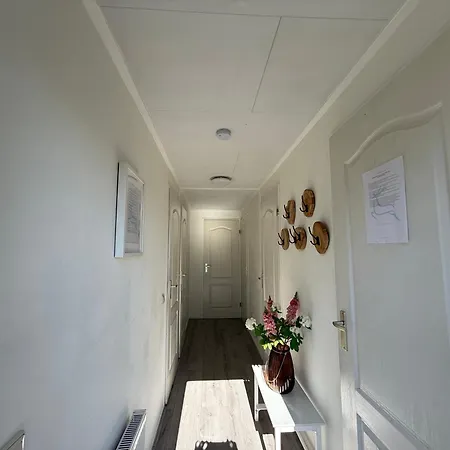 Apartmán Veluwe Retreats - With Huge Gardens And Private Saunas On Park With Swimming Pool, Cafeteria And Facilities