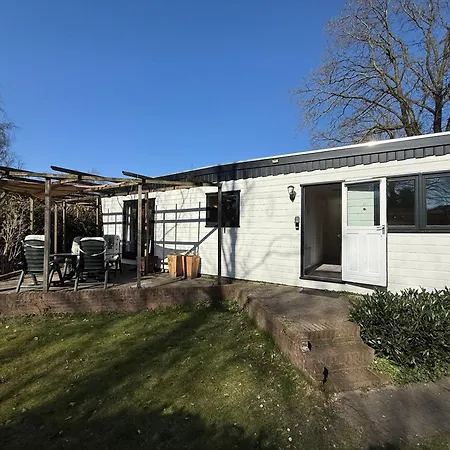 Veluwe Retreats - With Huge Gardens And Private Saunas On Park With Swimming Pool, Cafeteria And Facilities * Putten